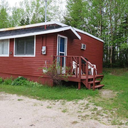 Lush'S Cottages Cormack Exterior photo