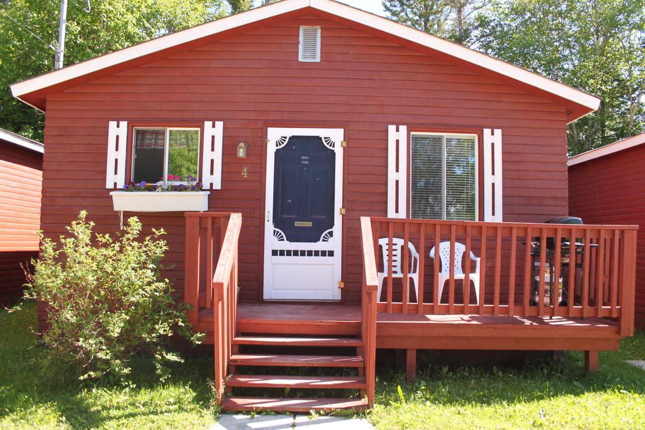 Lush'S Cottages Cormack Exterior photo